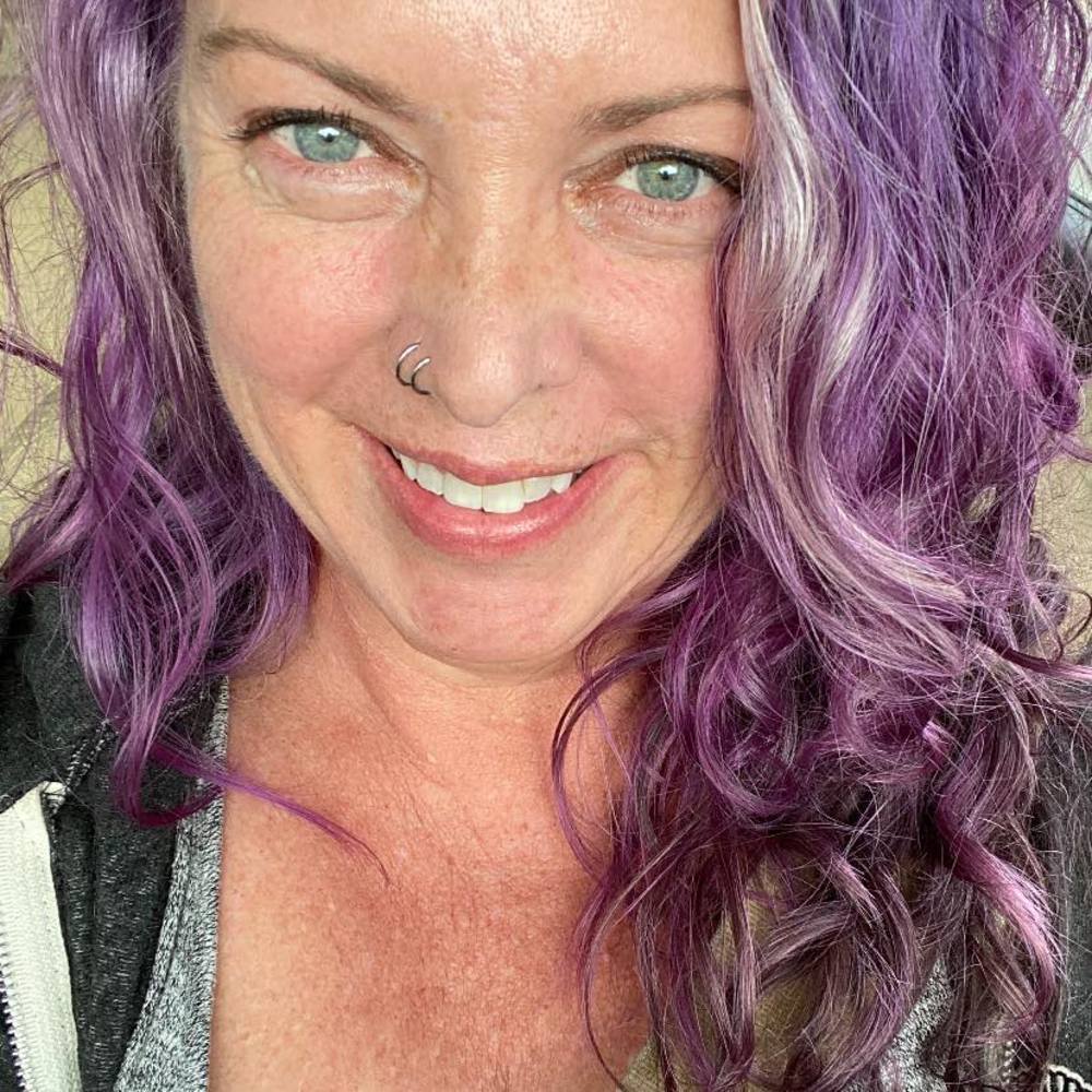 Meet your Posher, Luna